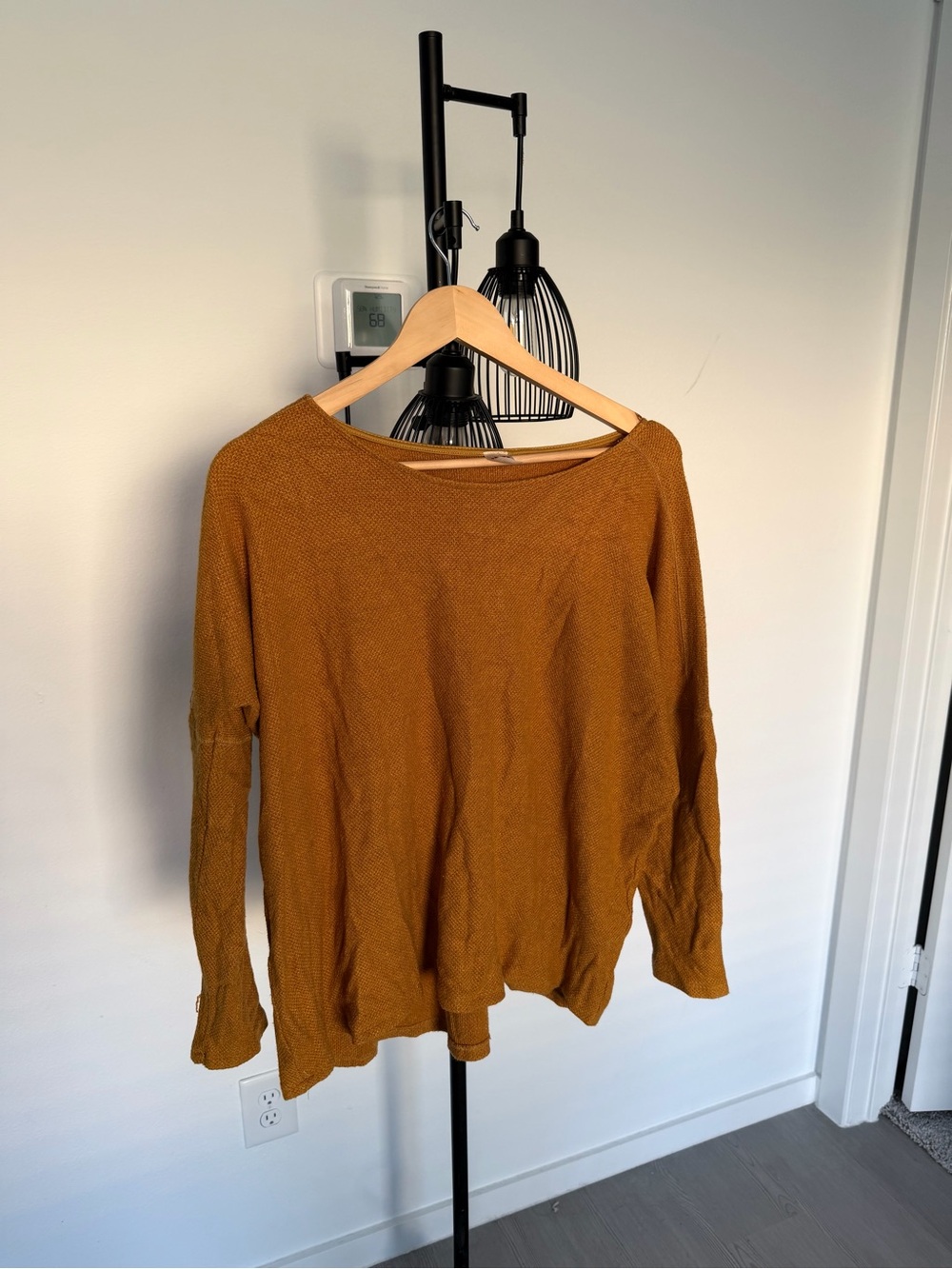 Fall Yellow Long-Sleeve Women's Knit Top